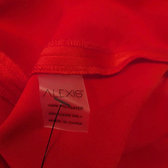 Alexis Wide Leg Red Pants NWT L Large - Picture 5 of 5